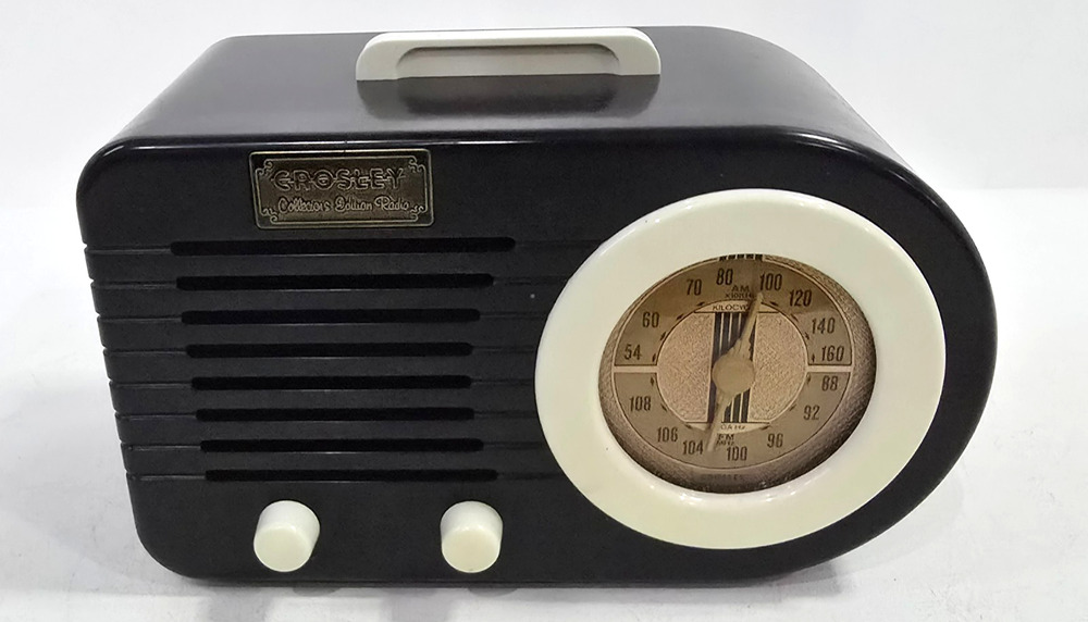 Vintage Crosley CR-2 Limited Edition AM FM Cassette Retro Radio WORKS